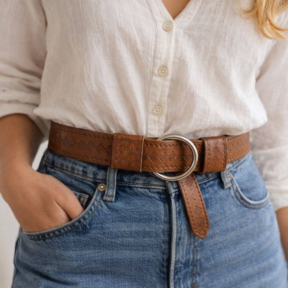 Hand crafted Rugged Tooled Belt Leather Brown Embossed Adjustable 26-33 Mexico